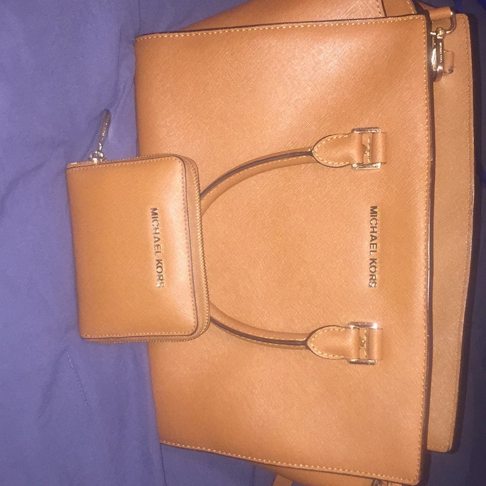 Wallet - Picture 2 of 7